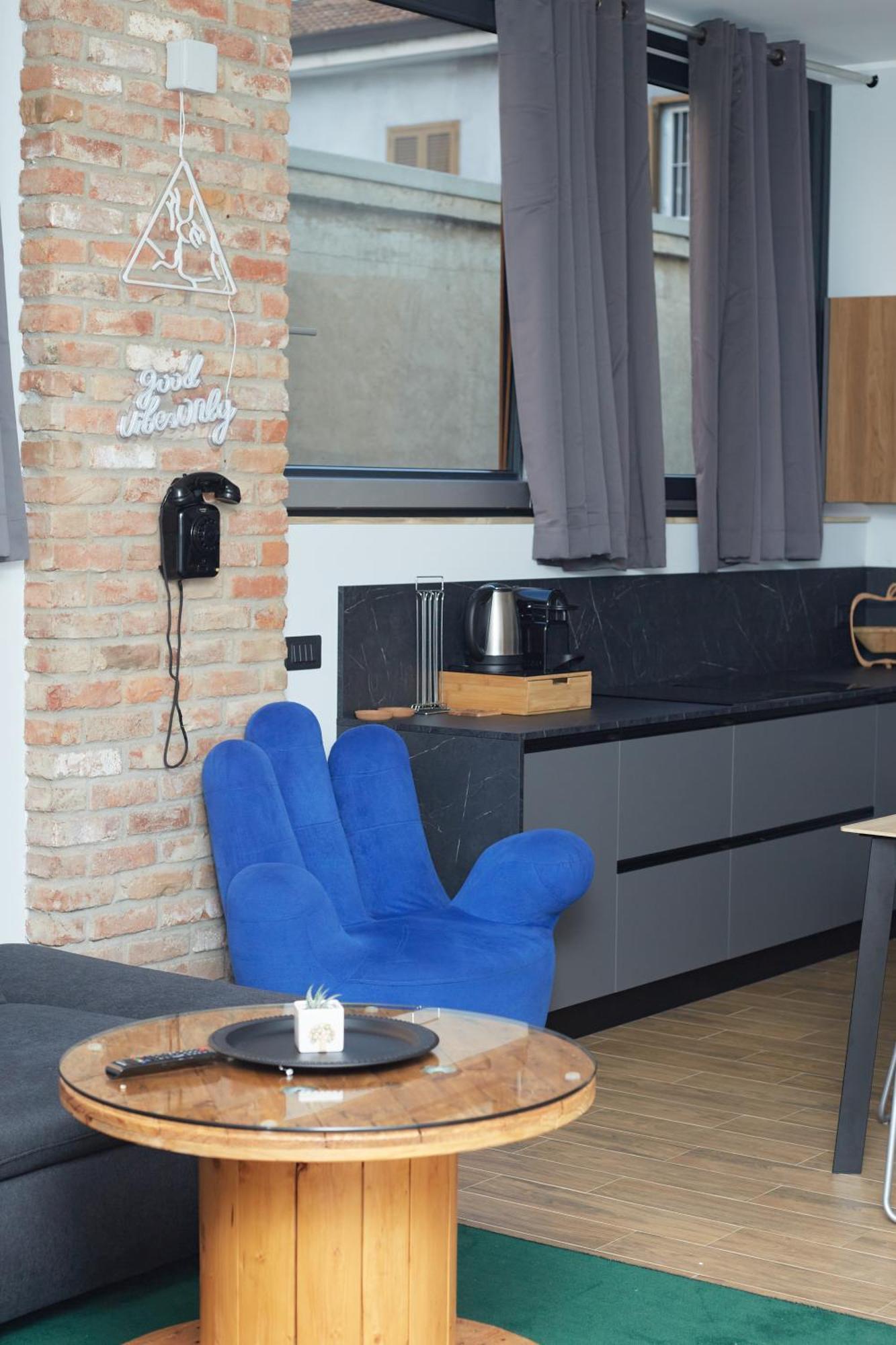 Industrial House 3 Bed and Breakfast Corsico Εξωτερικό φωτογραφία